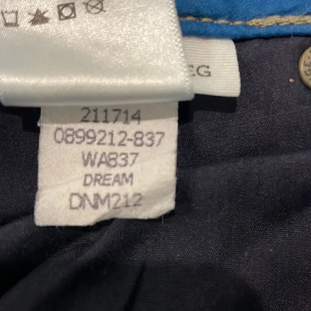 Paige Skyline Ankle Peg skinny jeans, Size 24 - Picture 6 of 11